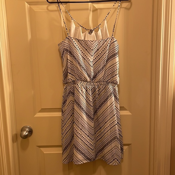 Black & white patterned summer dress by Guess - Picture 5 of 5